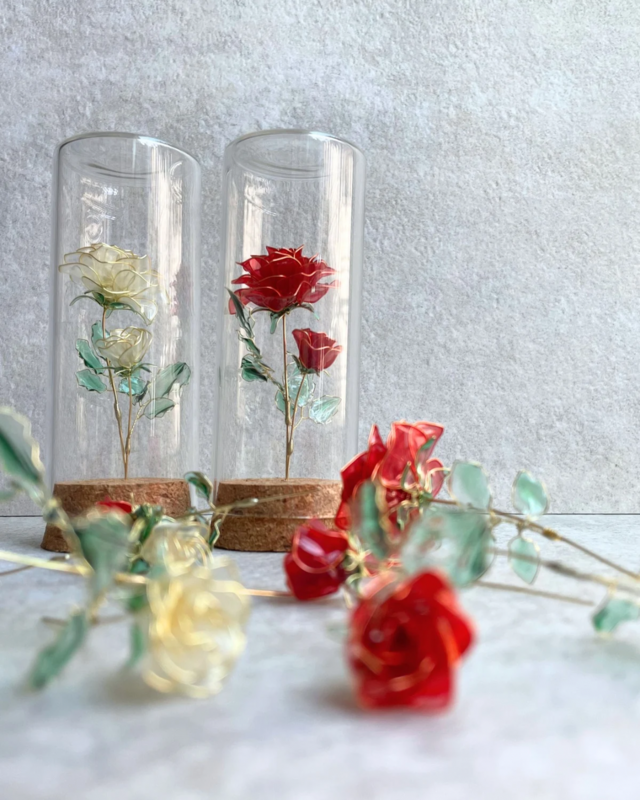 "特別な想いを形に" バラのガラスボトル　赤　インテリア　枯れない花 置物　バラ　ギフト　薔薇　白　贈りもの　ワインレッド