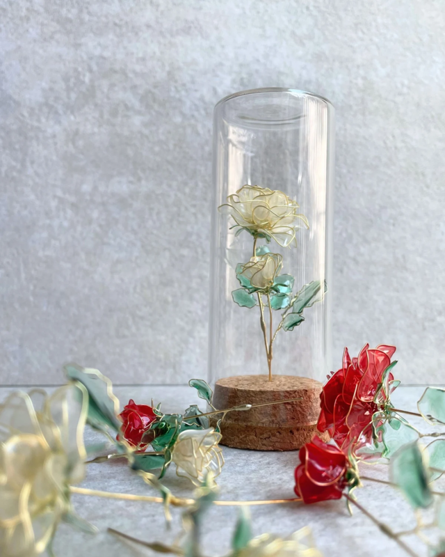 ガラス バラ 花瓶 薔薇とガラス 松川佳代 インテリア絵画 アートの専門