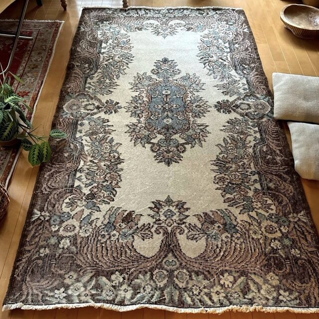 120×205ブラウン×桜ピンクベージュ　メダリオン　トルコヴィンテージラグ 120×205ブラウン×桜ピンクベージュ メダリオン トルコヴィンテージラグ