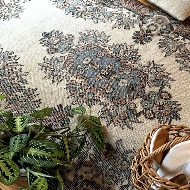 119×204ブラウン×クリーム　ピンク水色　メダリオン　トルコヴィンテージラグ 119×204ブラウン×クリーム ピンク水色 メダリオン トルコヴィンテージ