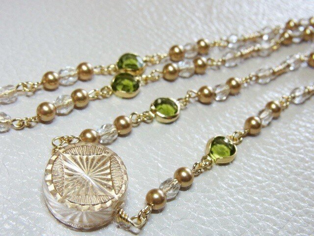 Exotic Moss Green&Gold☆Necklaceの画像1枚目