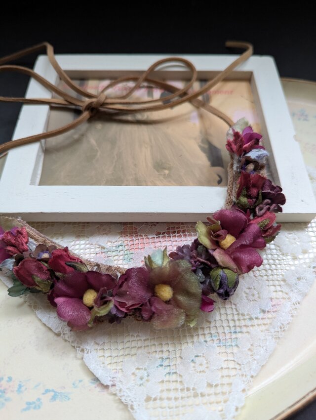 ネックレス  アカネ色ミニばらと小花たち C51