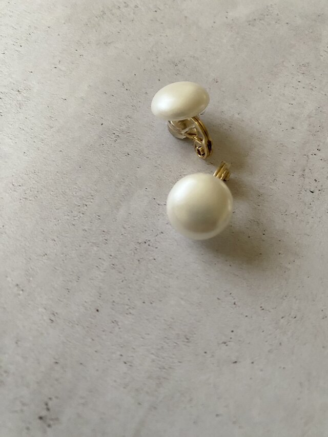 主役級！Vintage Pearls ソフトタッチ痛みなくしっかりとホールドのイヤリング！pearls earrings