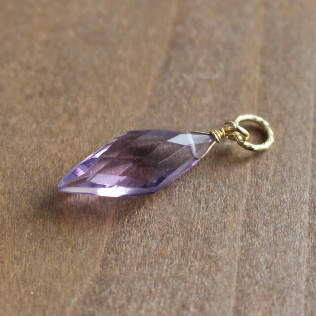✨2月誕生石✨ ピンクアメジスト＜ダイヤカット＞のチャーム