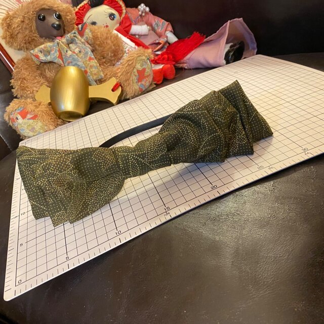 着物 ハンドメイド ワンピース パーティー ドレス 和洋折衷 コラージュ リメイク 切り替え 深緑×花唐草模様 O-83 着物 ワンピース パーティー ドレス 和洋折衷 コラージュ リメイク