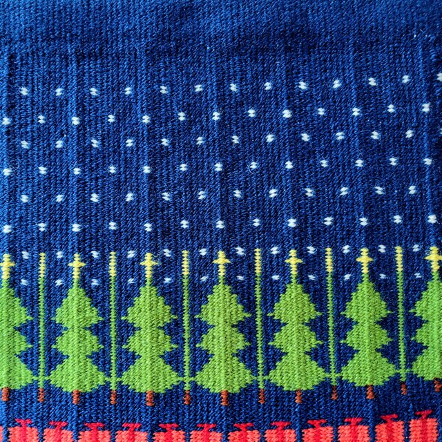 北欧手織りクリスマスタペストリー（Christmas Night) | iichi 日々の