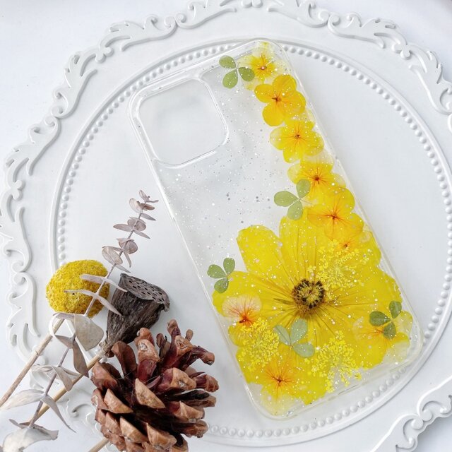 紫陽花（あじさい）菊押し花スマホケース、全機種対応、iFace風、手帳型、iPhone17、16、15、iPhone17Pro