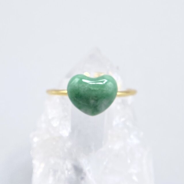 天然翡翠ハートリング （フリーサイズ）原石から磨きました！