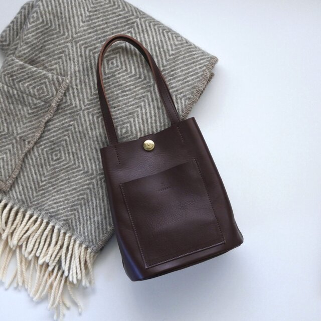 【受注制作】革の巾着トート(ビターチョコ)