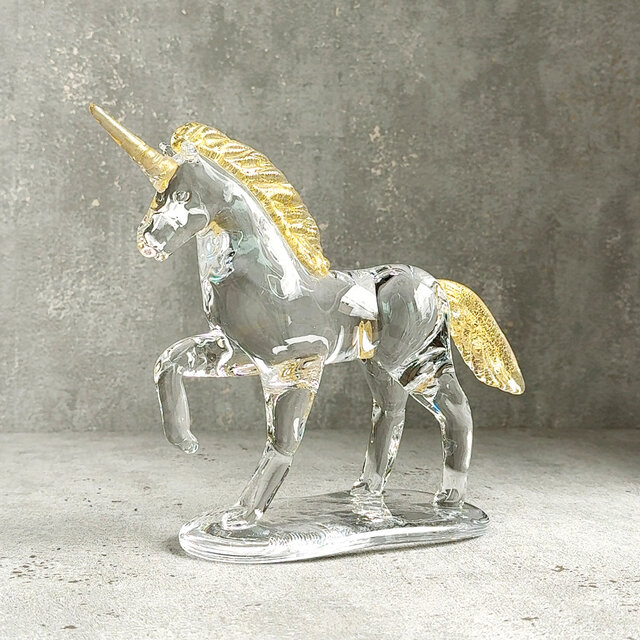 新作【干支うま】2026年縁起の良いユニコーン☆本金箔☆ガラスの置物