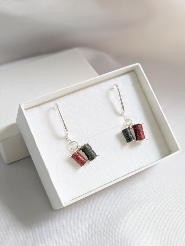 “ 樹影 ”【糸巻きアクセサリー】 Silver925×草木染めリネン糸