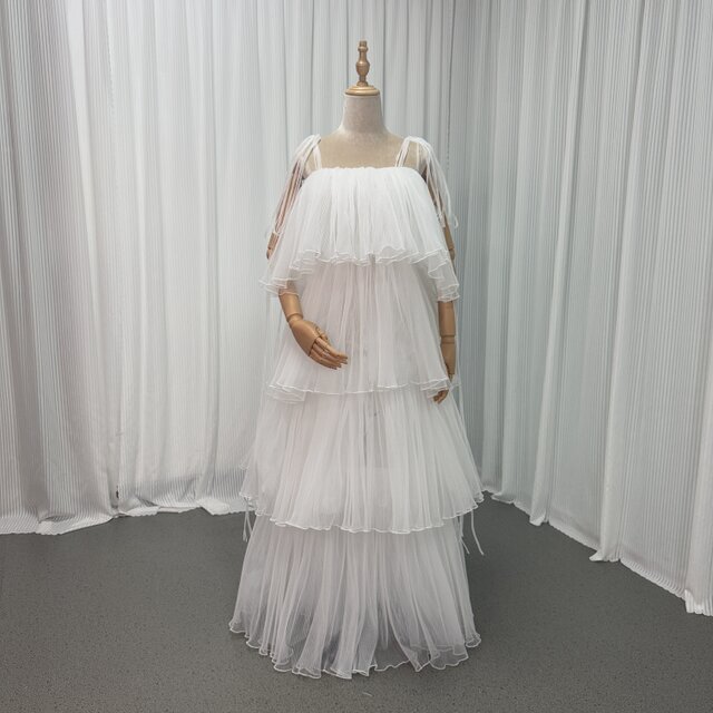 ウエディングドレス オーバードレス キャミソール プリーツスカート ふわふわ オフホワイト 色直し