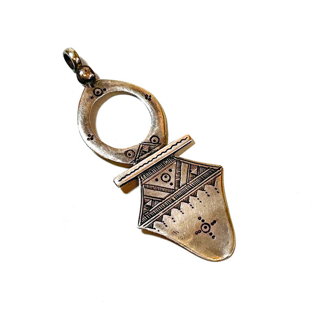 Vintage Touareg Silver Pendant Top ②