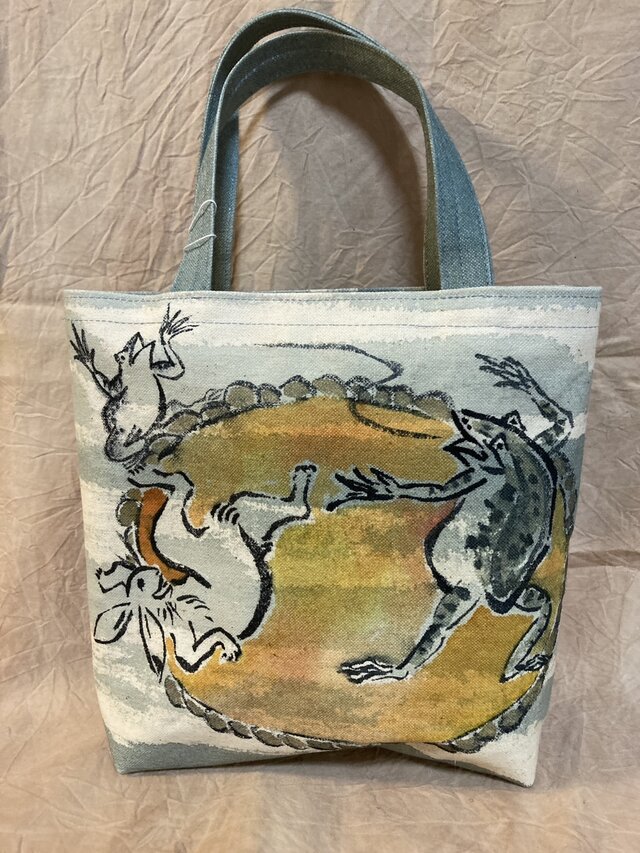 鳥獣戯画のバッグ  綿100%の帆布生地