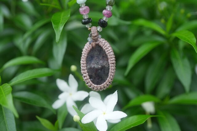 Pinkレッセンス☆アイオライト マクラメネックレス1818 | iichi 日々の