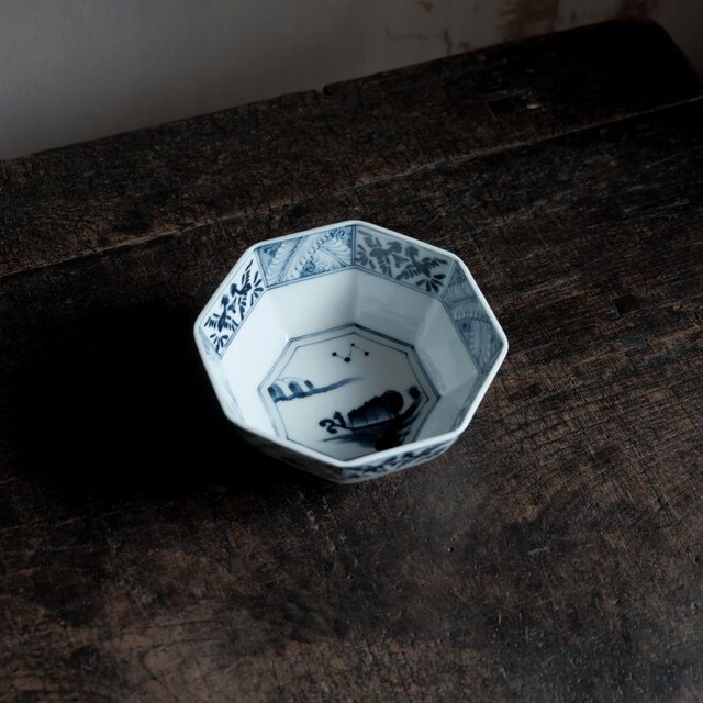 黒染付で素敵◇八角の形状。瀬戸焼 黒染付八角小鉢 骨董・antiques