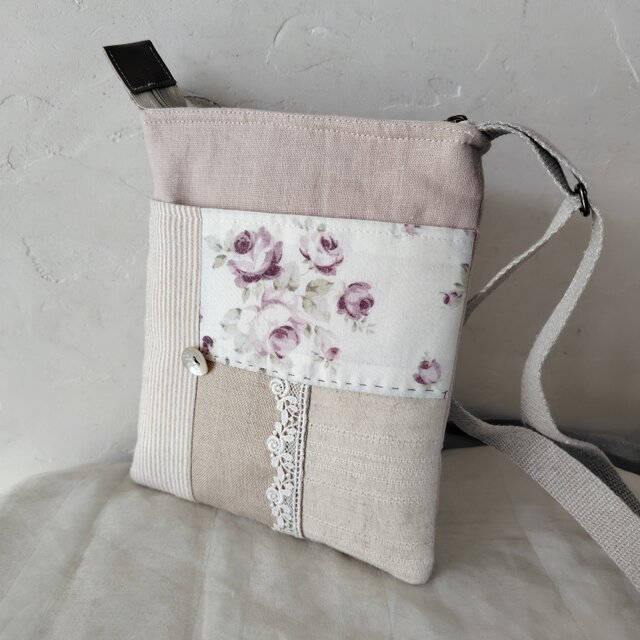 訳あり特価*パッチワーク*スマホショルダー