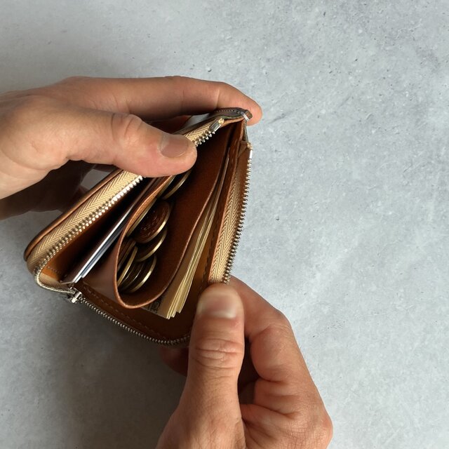 L字ファスナースリムウォレット（オリーブ×キャメル） ミニ財布 バイ