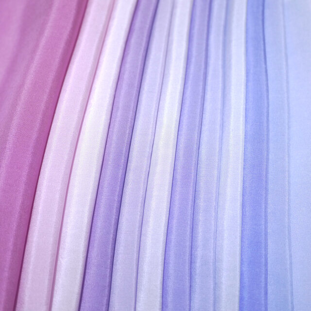 C-22）正絹胴裏（着物の裏地）　手染め　12色12枚　はぎれセット　パープル系グラデーション　つまみ細工用布