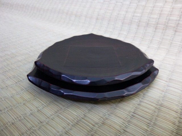 おむすび皿(黒)の画像1枚目