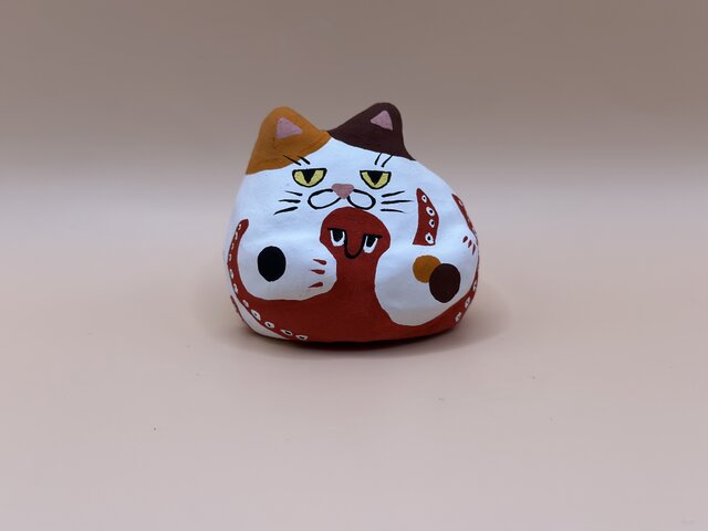 月桃たこねこねこたこ張り子（三毛猫） | iichi 日々の暮らしを
