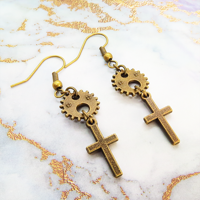 アンティークゴールド ロザリオと歯車のコンパクトなピアス スチームパンク風 シンプル