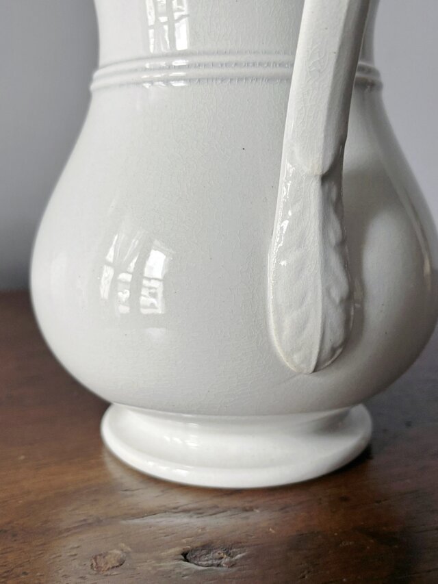 Choisy le Roi 白 ピシェ ピッチャー 花器 花瓶 h19.5cm フランス