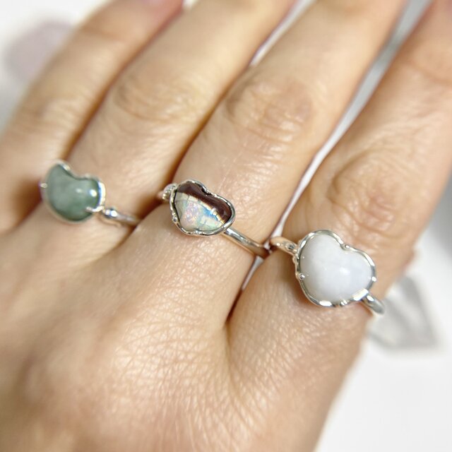 天然翡翠の猫ちゃんシルバーリング☆原石から磨いた1点ものジュエリー