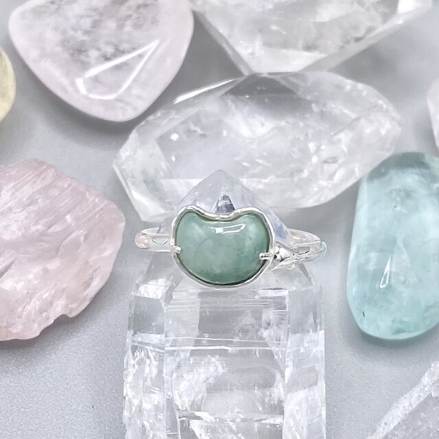 天然翡翠の猫ちゃんシルバーリング☆原石から磨いた1点ものジュエリー！