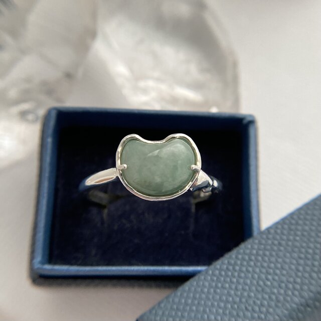 天然翡翠の猫ちゃんシルバーリング☆原石から磨いた1点ものジュエリー