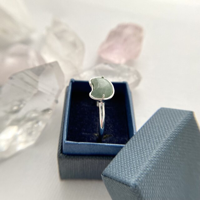 天然翡翠の猫ちゃんシルバーリング☆原石から磨いた1点ものジュエリー