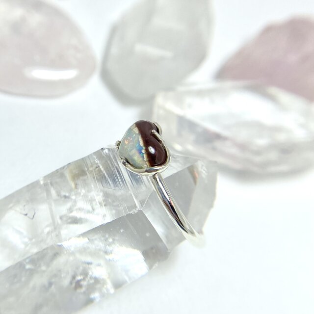 天然ボルダーオパールのハートと猫ちゃんシルバーリング☆原石から磨い