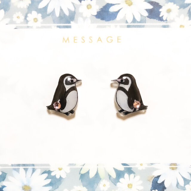 ～小さなピアスシリーズ～フンボルトペンギンのピアス/ノンホールピアス(樹脂イヤリング)