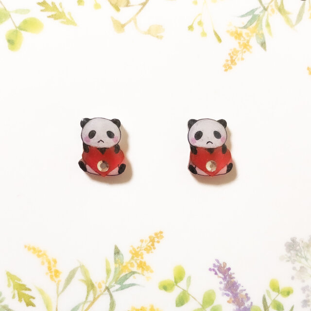 ～小さなピアスシリーズ～パンダとハートのピアス/ノンホールピアス(樹脂イヤリング)