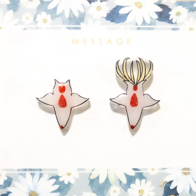 ～小さなピアスシリーズ～光るクリオネのピアス/ノンホールピアス(樹脂イヤリング)