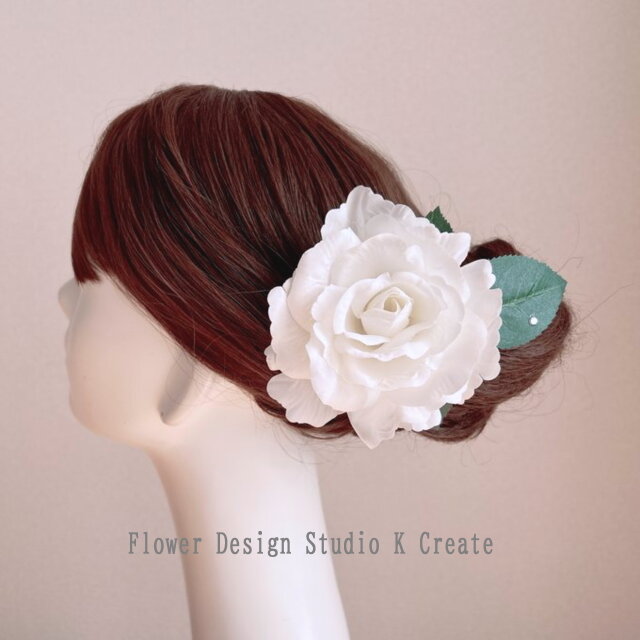 じゃらじゃら  ヘアゴム  ホワイト＆パープル薔薇♡ オフホワイトの薔薇の髪飾り フラメンコ バレエ ダンス 薔薇 バラ 白
