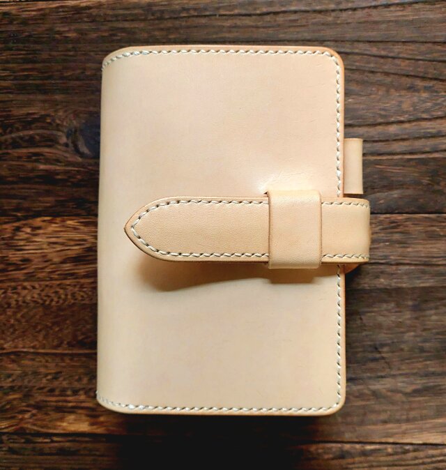 システム手帳カバー バイブルerika システム手帳カバー バイブル erika