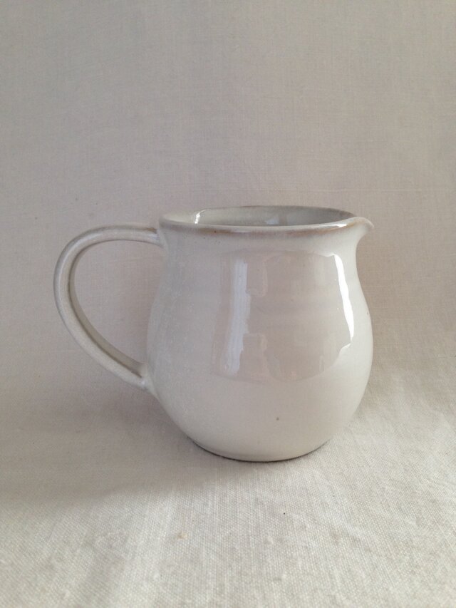 ミルクピッチャー(アンティークホワイト) | iichi 日々の暮らしを