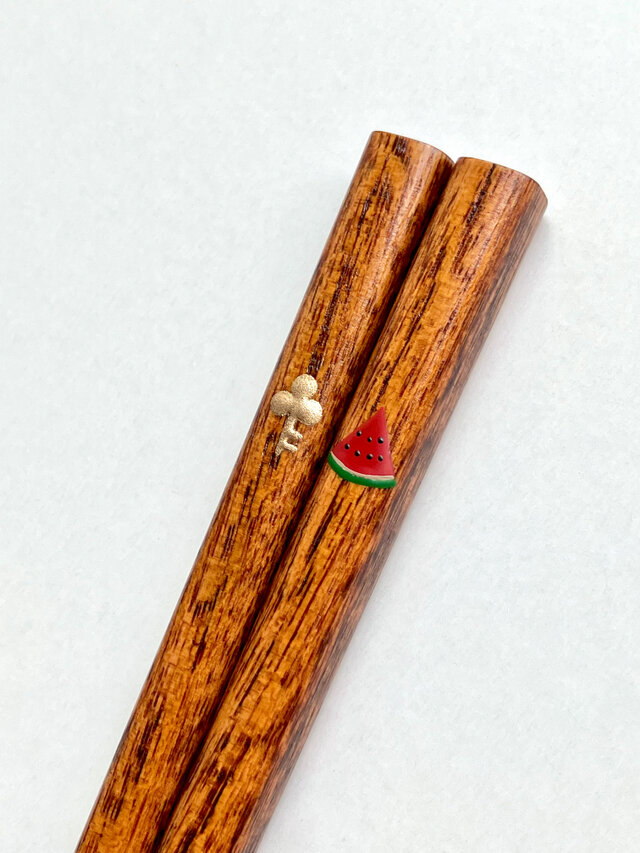 【寄付付き】アシメワンポイント摺り漆箸〈すいかと鍵〉