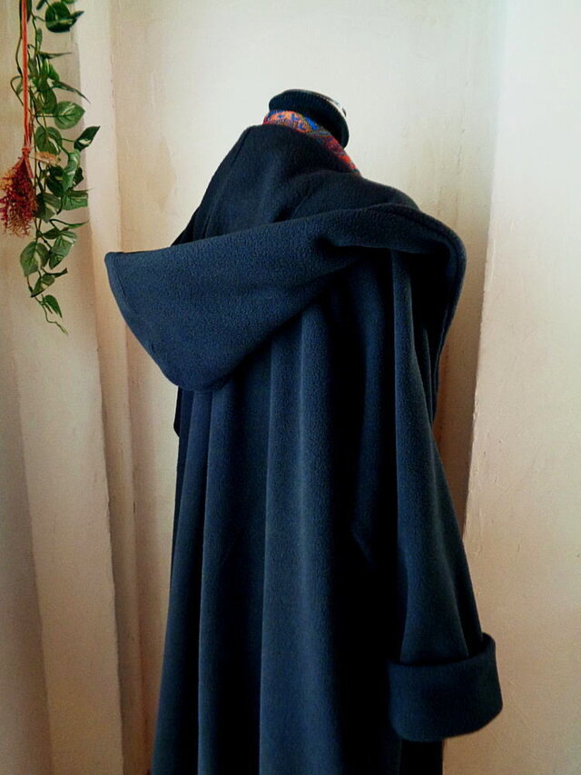 ラス1♥魔法使い♥超軽量 ビッグフード ローブコート♥墨黒♥アンチ 