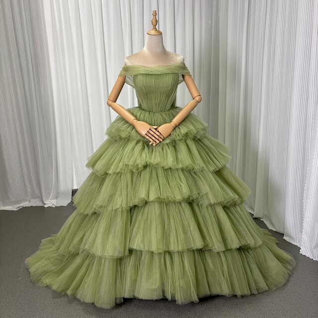 人気上昇！カラードレス グリーン 取り外しオフショルダー 柔らかく重ねたチュールスカート 花嫁