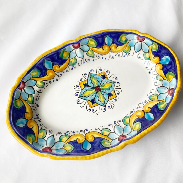 オーバル皿 centrale マヨリカ焼き イタリア陶器 OVL073