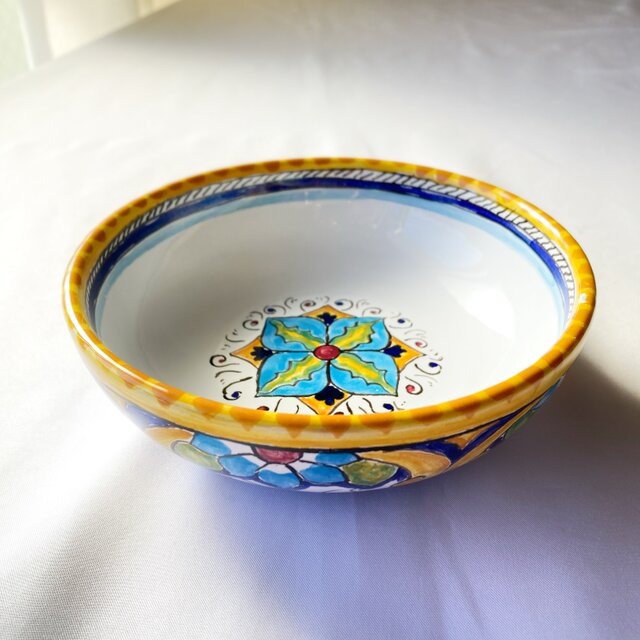ボウル M 14cm centrale マヨリカ焼き イタリア陶器 草花柄 COP055
