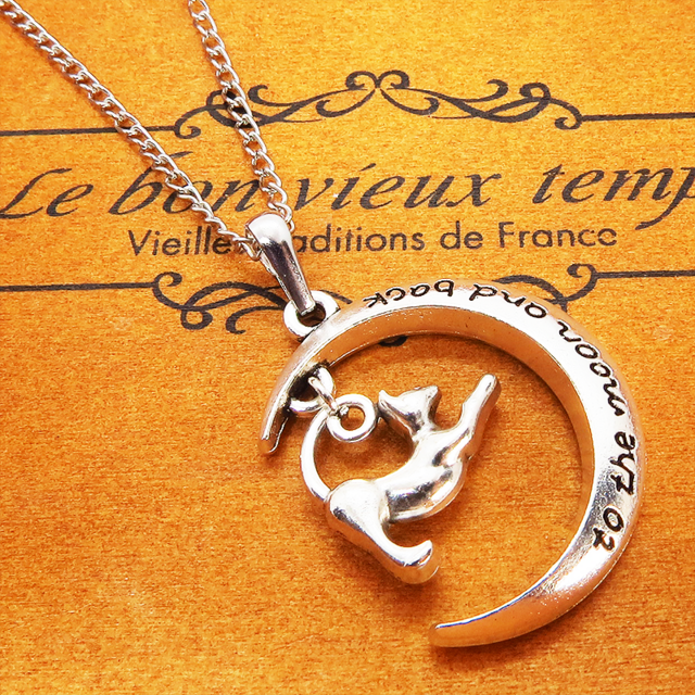 アンティークシルバー のび猫と三日月を組み合わせたペンダント・ネックレス 銀古美色 長さ変更可 SV925可