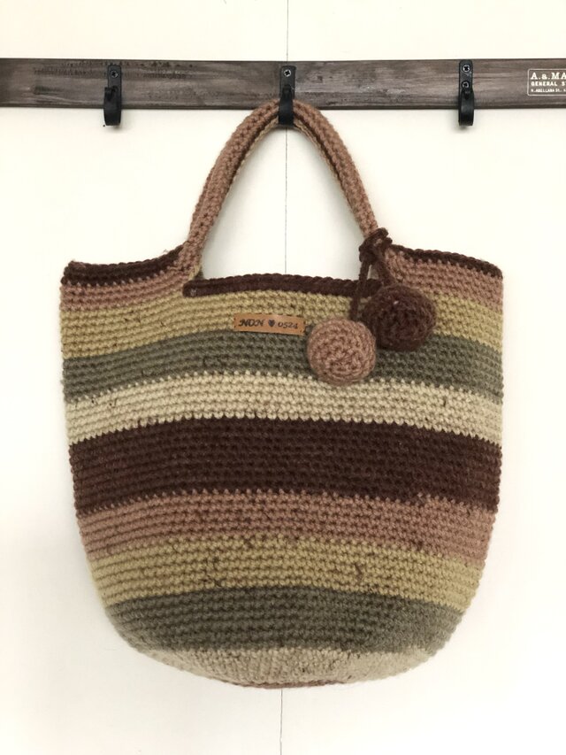 ニットボールが可愛い❣️段染め毛糸のシンプルのコピーのコピー