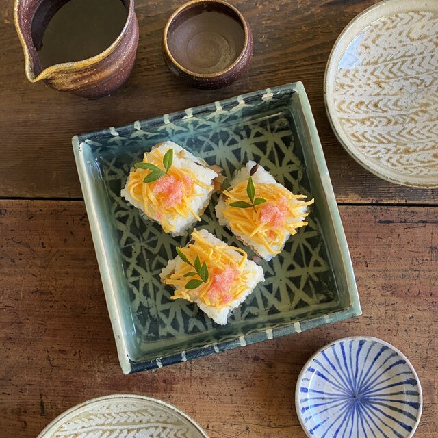 淡青磁の角鉢｜切立角鉢 角皿 正角皿 四方鉢 四方皿 おせち お正月