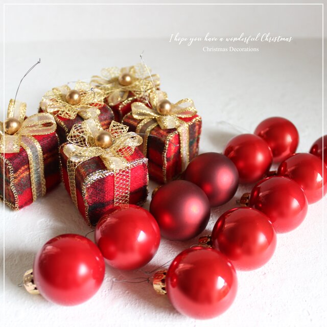 オーナメントセット プレゼントボックス（タータンチェック）× ガラス