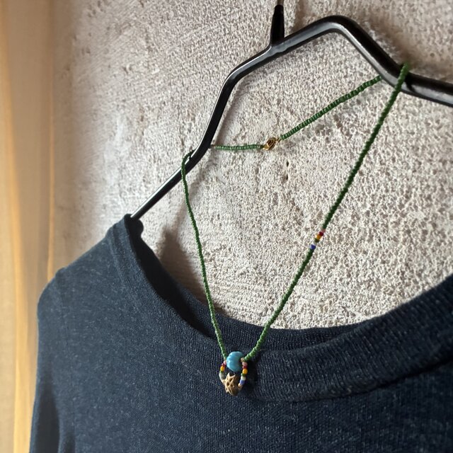 ＊カジュアルないんでぃあんシードビーズネックレス＠インドのモチーフビーズ＋ナガ族渡みかん玉＋いんでぃあんシードビーズ