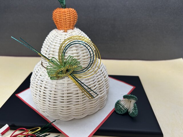 鏡餅　アメリカ　イタリア 籐の鏡餅 大・3 | iichi 日々の暮らしを心地よくするハンドメイドや