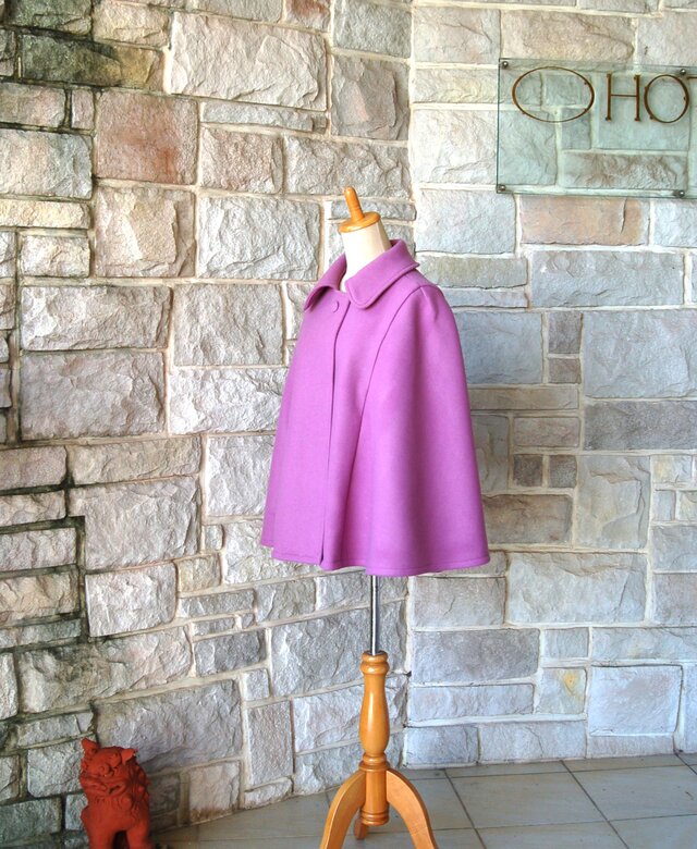 エレガント ケープ コート 】 かぶらない個性的な色のケープ